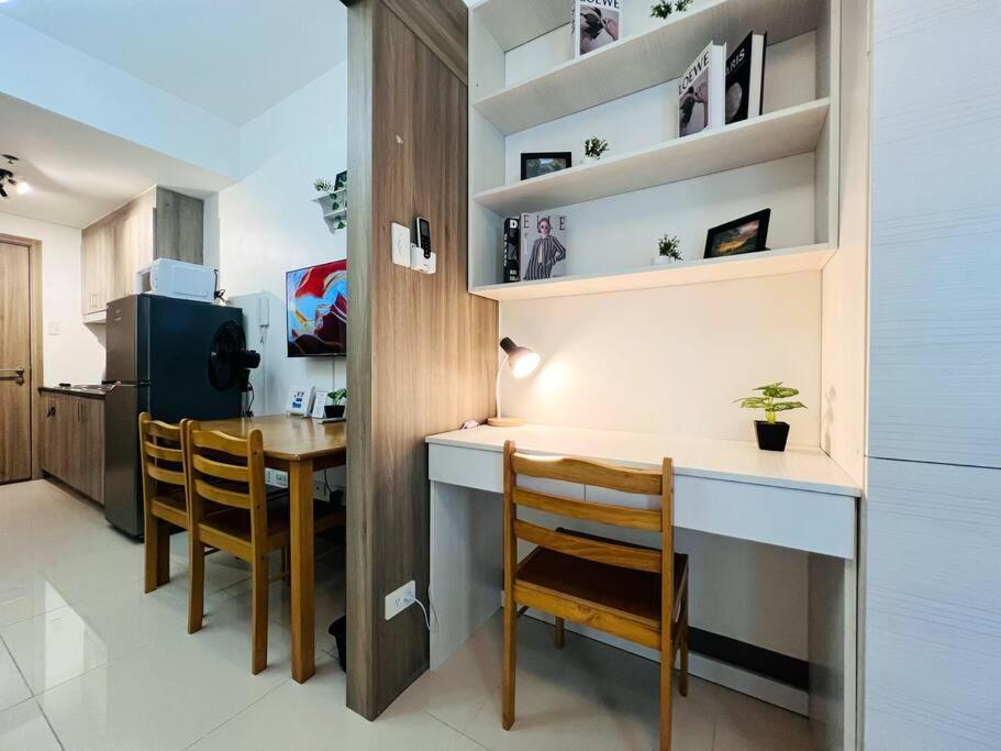 Apartment 1br Unit Condotel W Balcony Fame Residences -fm12