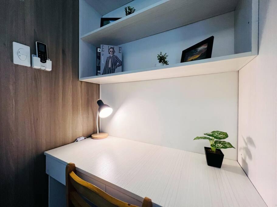 1br Unit Condotel W Balcony Fame Residences -fm12 *