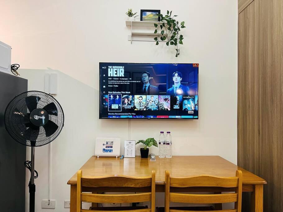 Apartment 1br Unit Condotel W Balcony Fame Residences -fm12 *