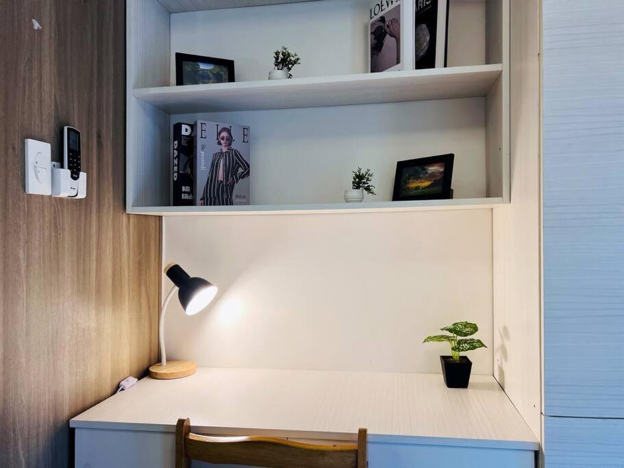 1br Unit Condotel W Balcony Fame Residences -fm12 Manila