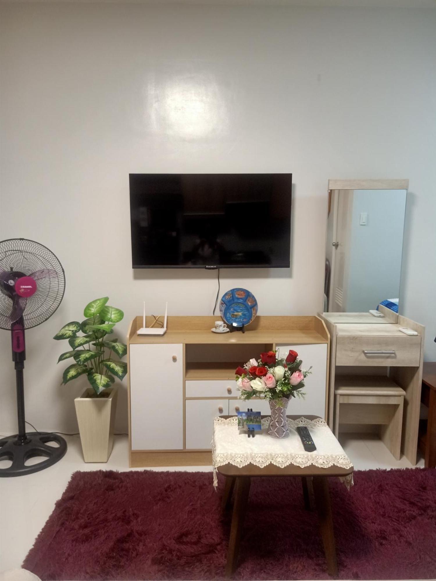 Precious Florannjoe Apartment Manila