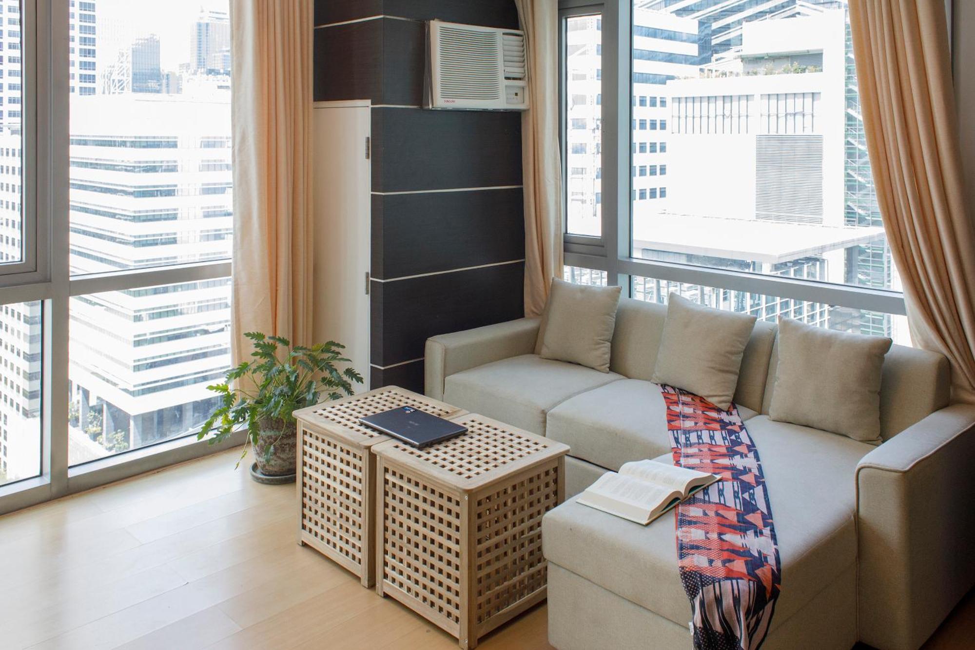 Prime Avant Bgc Location By Ph Staycation Manila
