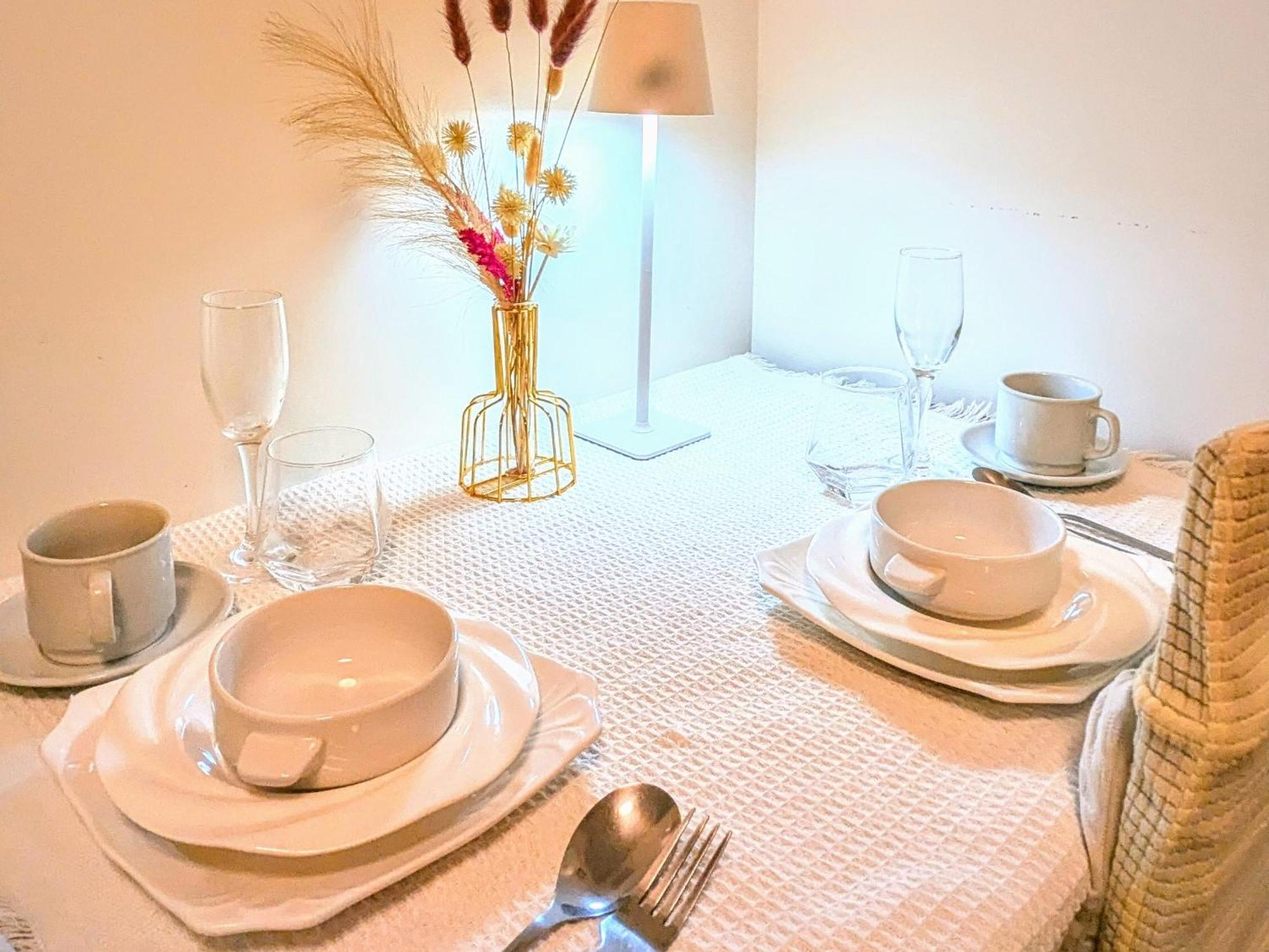 Sun And Moon D'wood Air Residences Makati Apartment *
