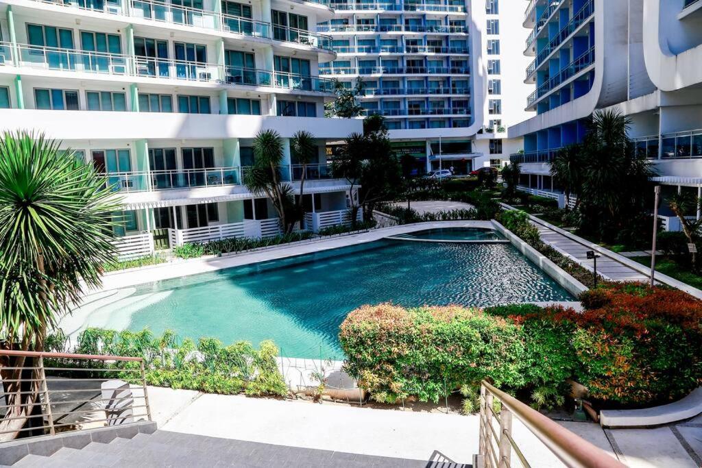 Apartment Azure Staycation By Solace Peak 2br Manila