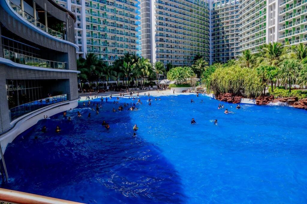 Apartment Azure Staycation By Solace Peak 2br