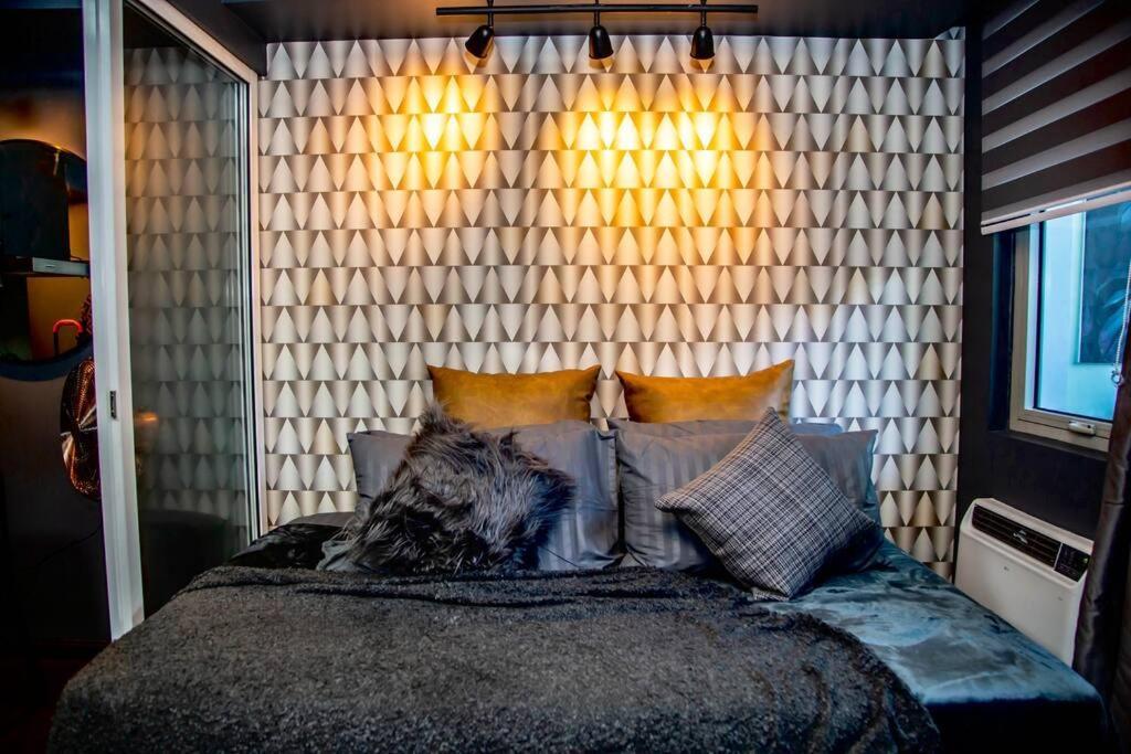 Azure Staycation By Solace Peak 1br Apartment *