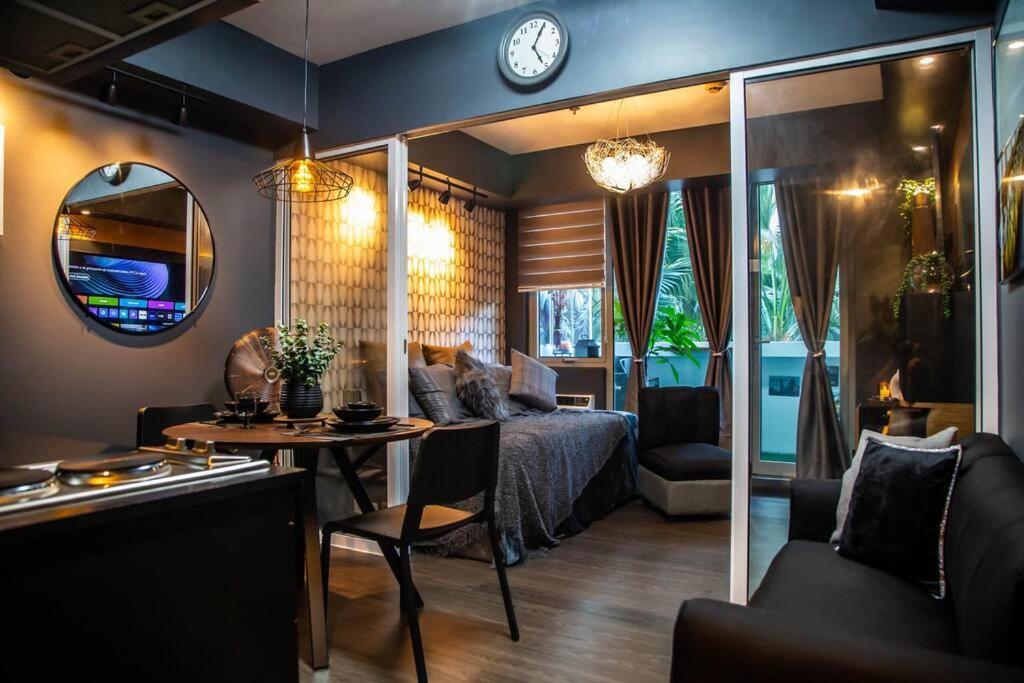 Apartment Azure Staycation By Solace Peak 1br *