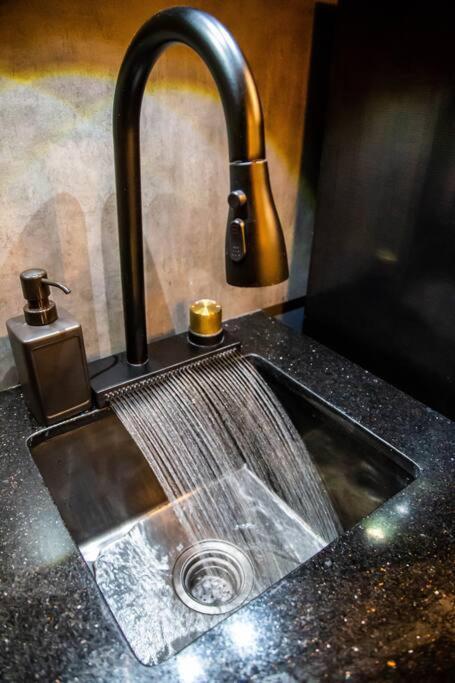 Apartment Azure Staycation By Solace Peak 1br *