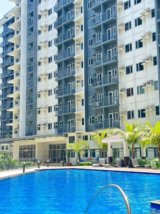 Apartment 2 Bedroom With Balcony, Game Console, Karaoke And Netflix