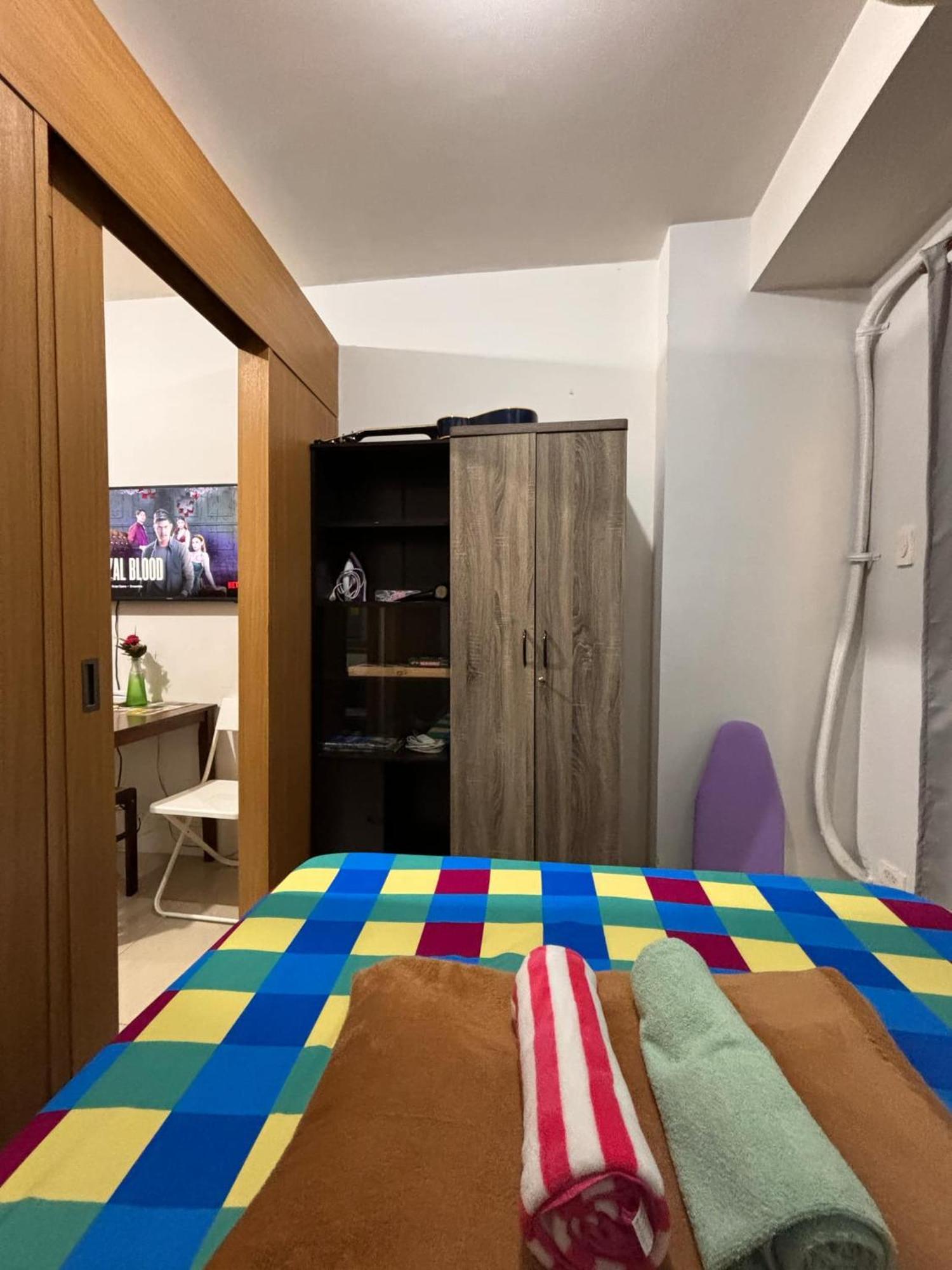3 J's With Terrace Apartment Manila