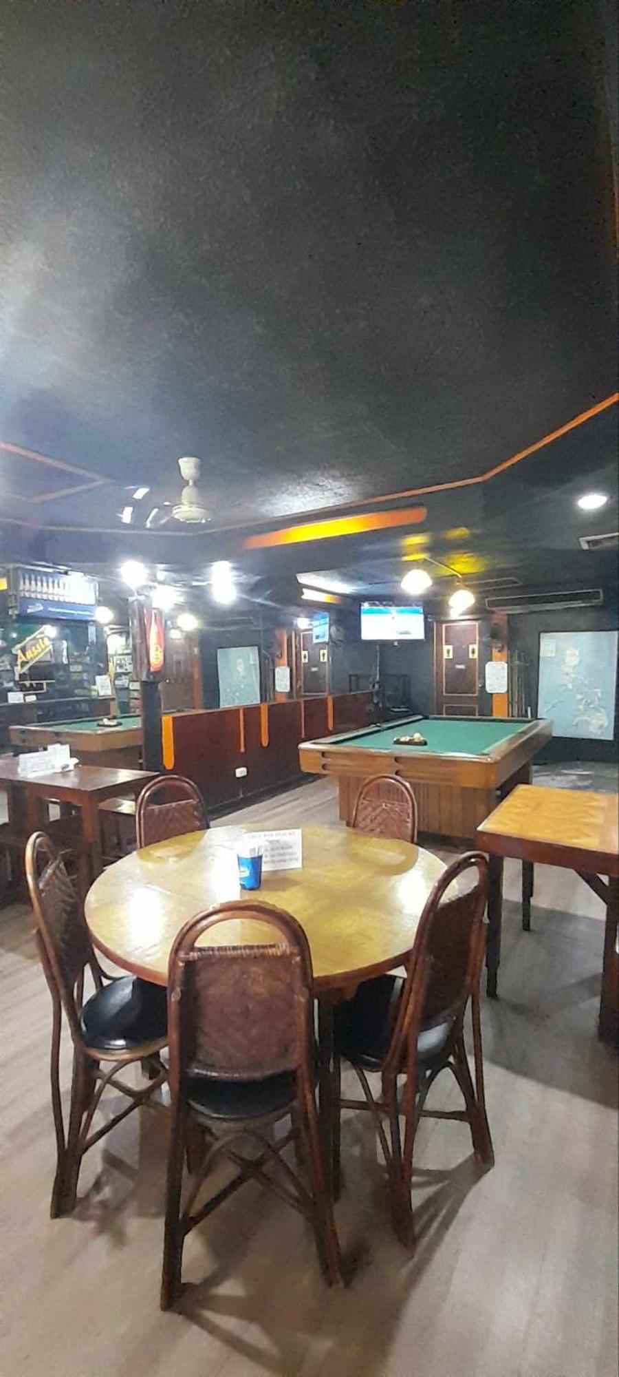 Slouch And Restaurant 3*