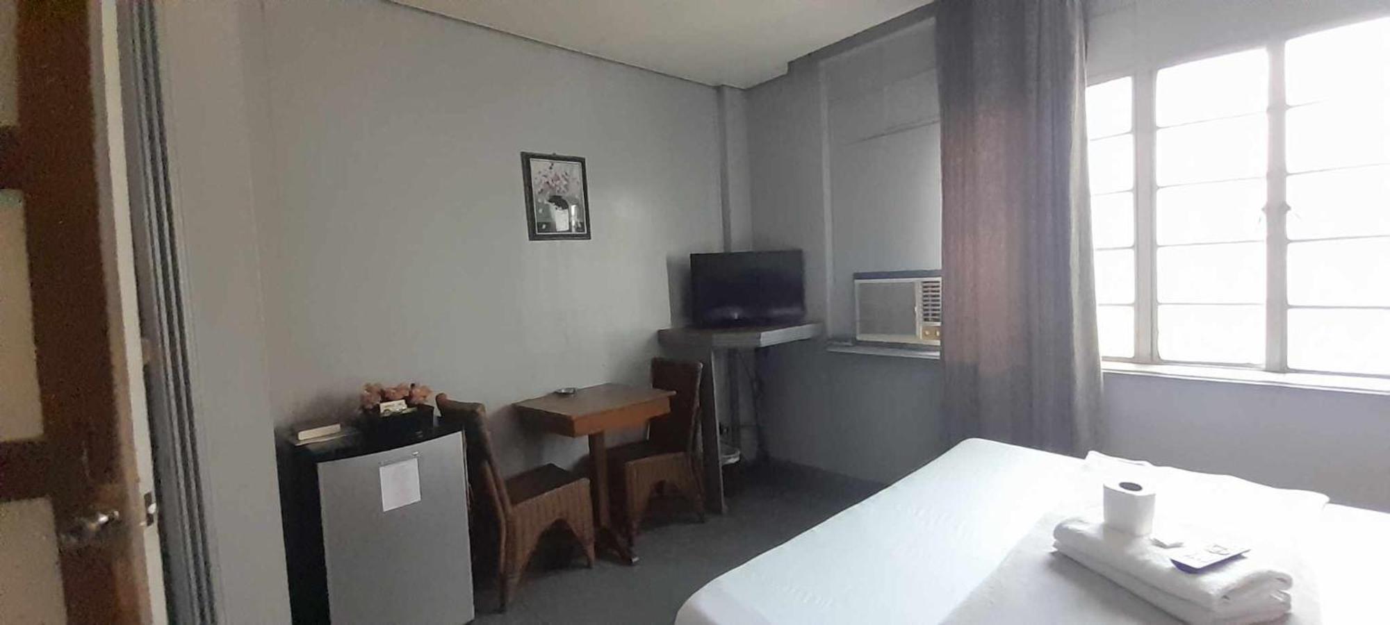 Hotel Slouch And Restaurant 3*