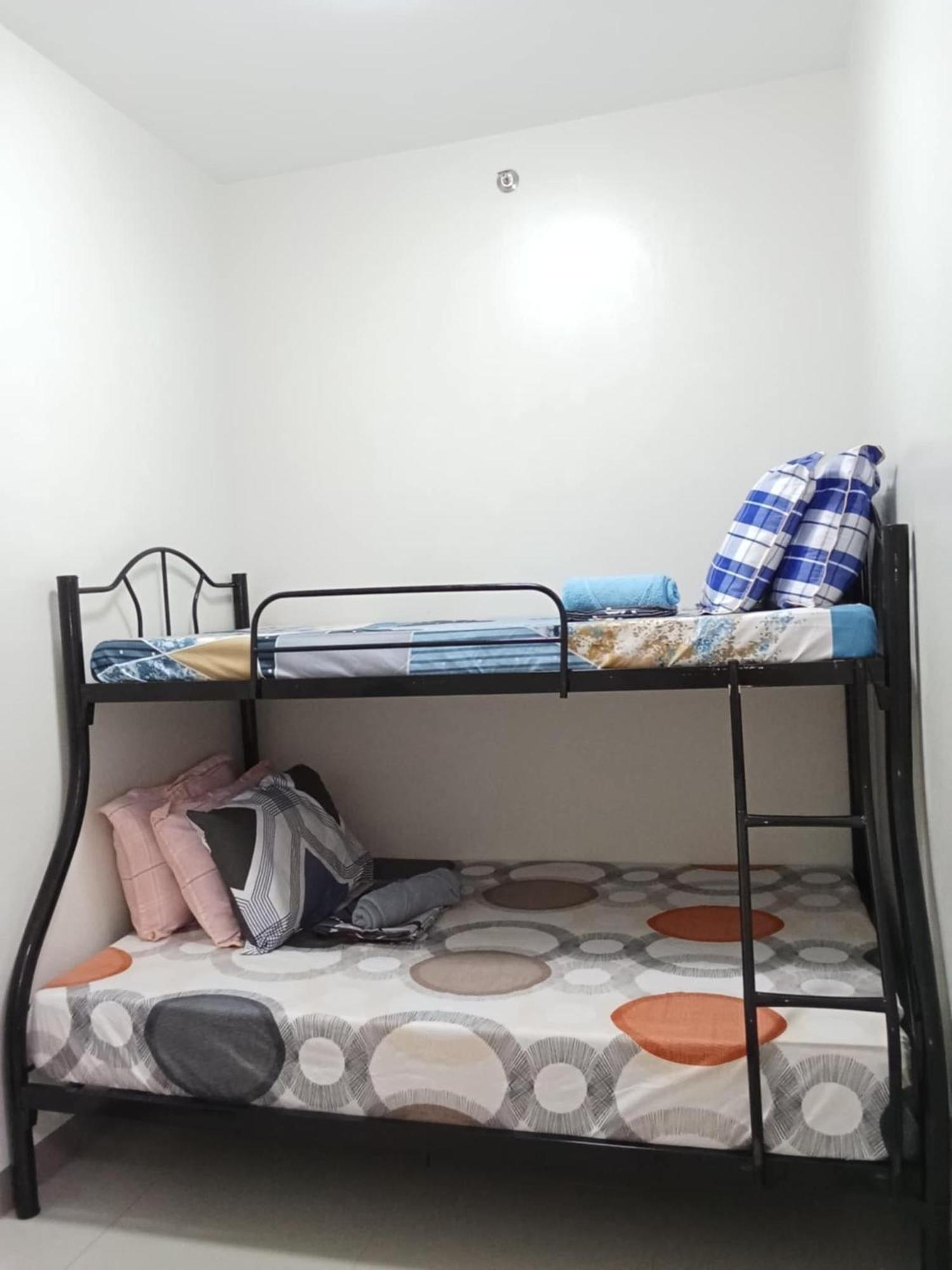 Unit 1 Cez Condotel At Charm *