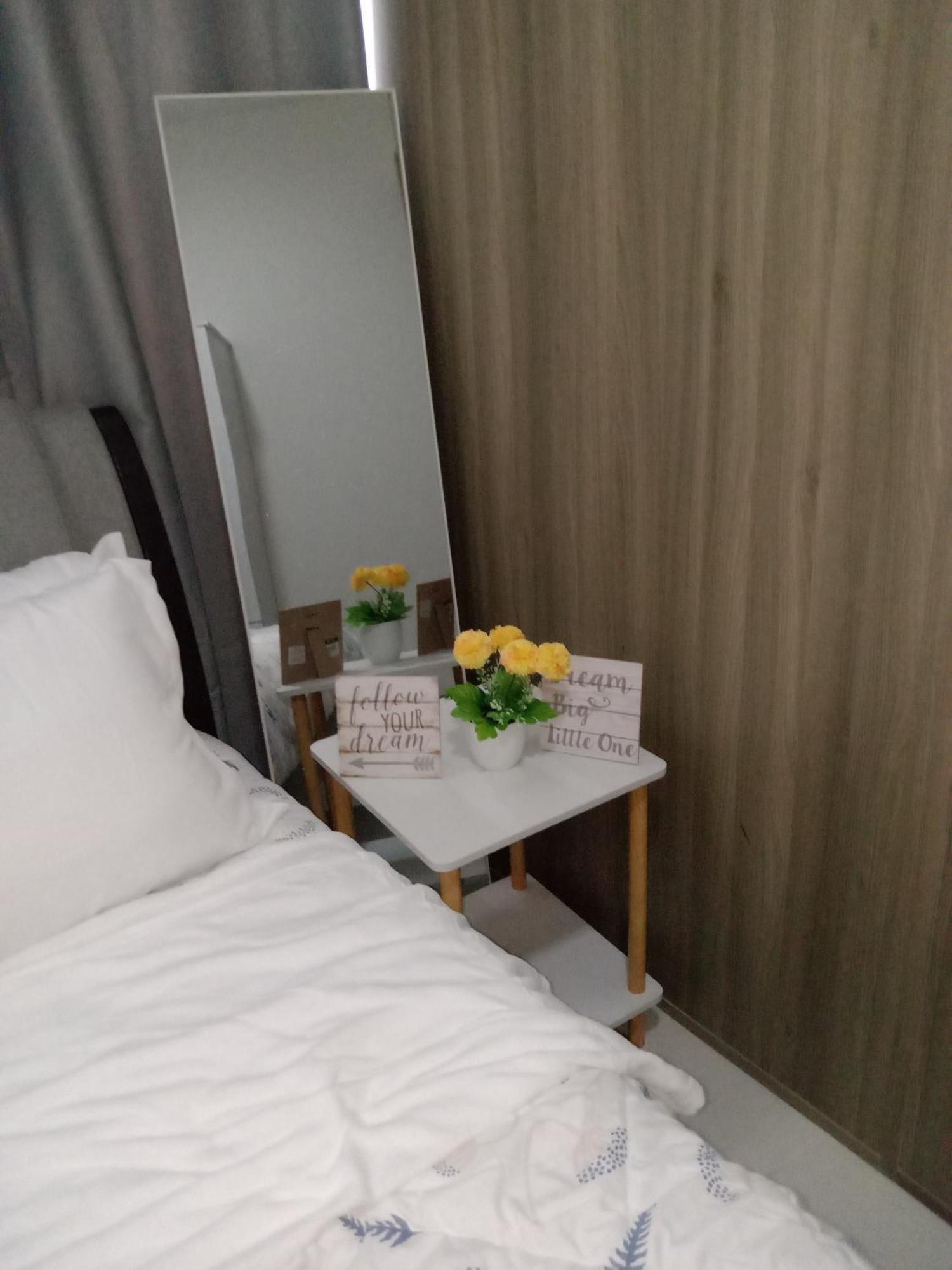 Hotel Luxurious Haven By The Bay - 2br Near Moa Picc Ccp Pasay
