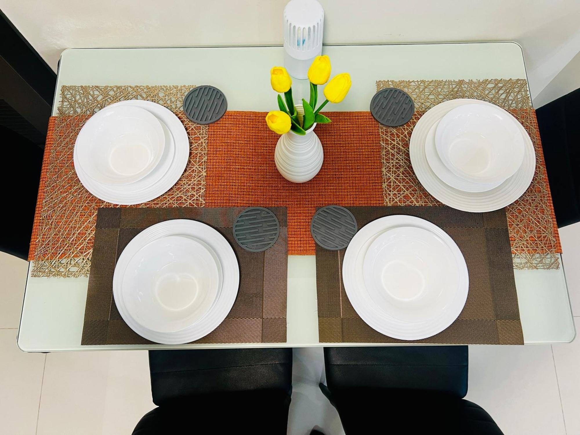 Bgc Luxury - Balcony, Pool, Wi-fi, View - 34 Apartment