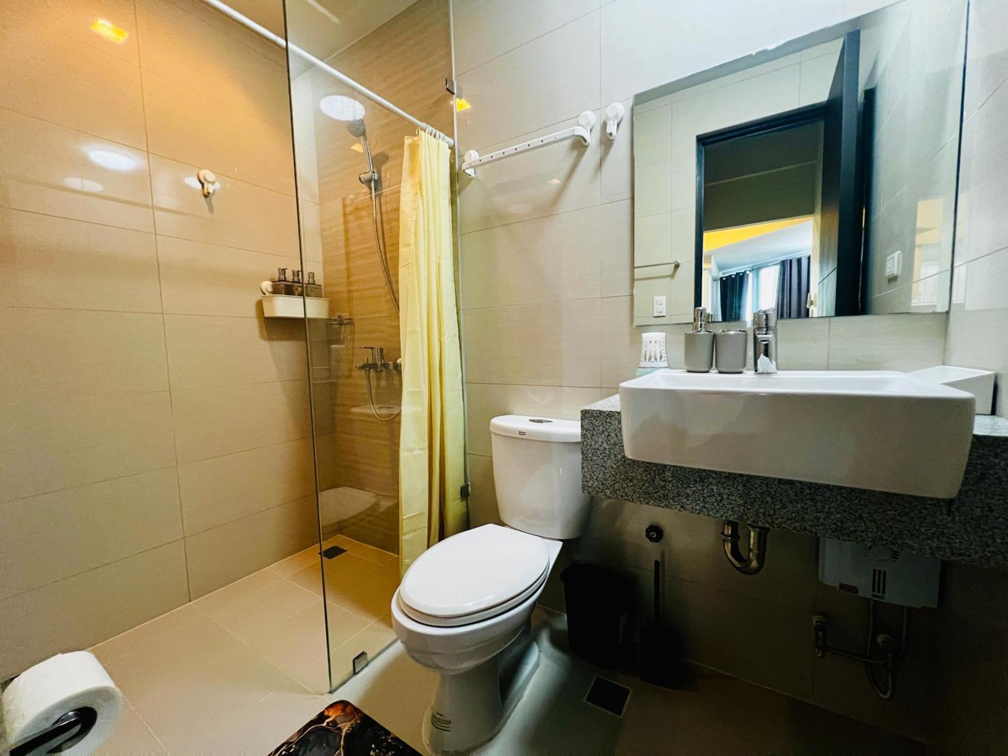 Apartment Bgc Luxury - Balcony, Pool, Wi-fi, View - 34