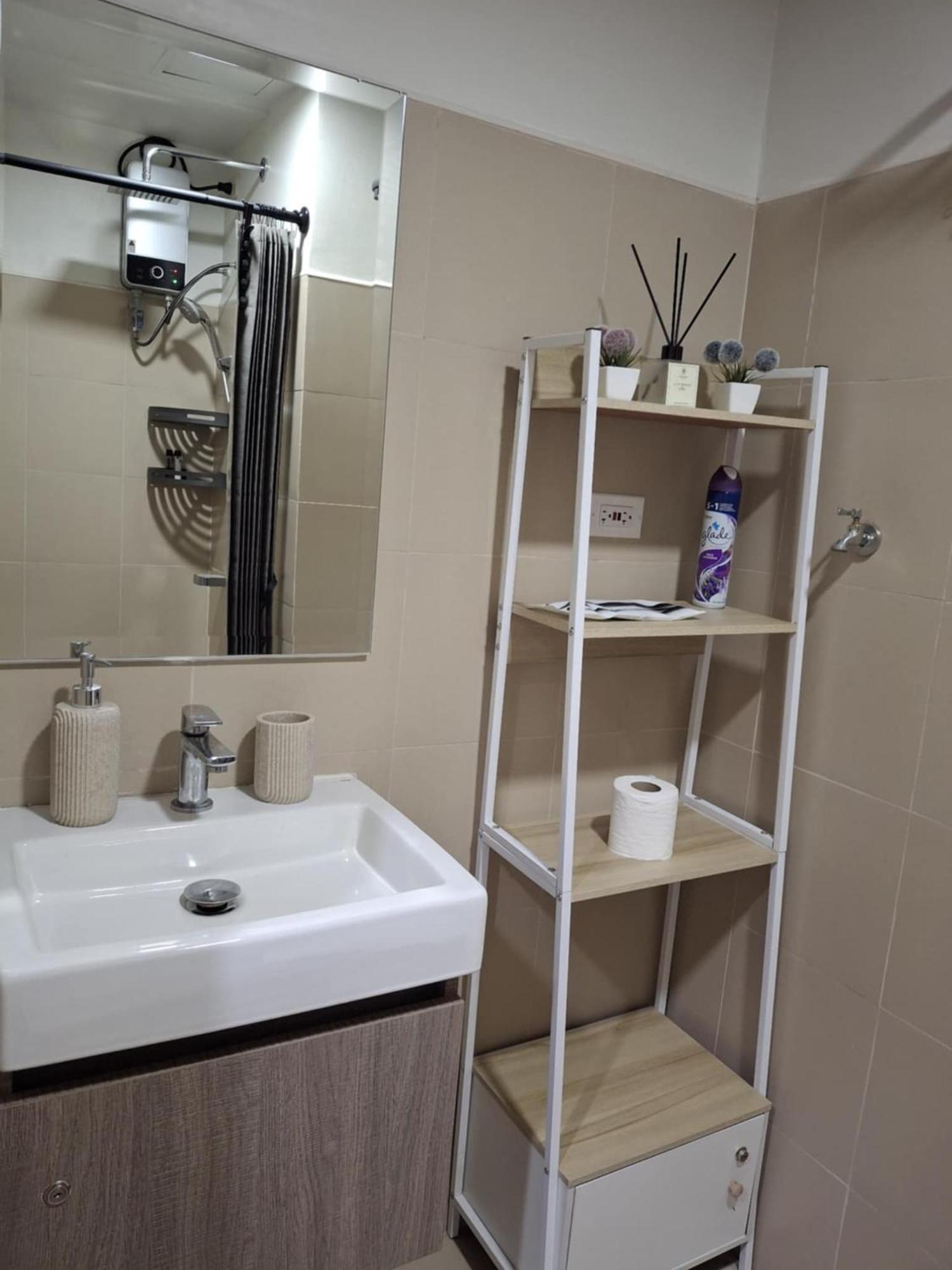 Primelocation At Shore3 Mall Of Asia, Pasay Near Airport, Casino And Bgc *