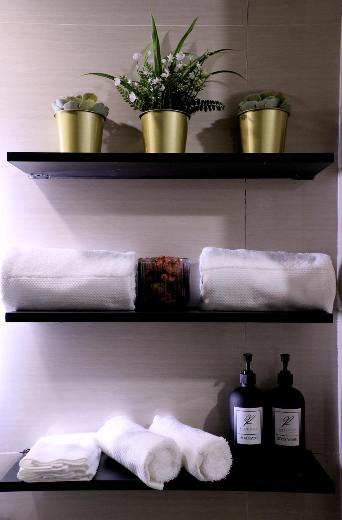 Luxury With Pa, Skyline View & Amenities *