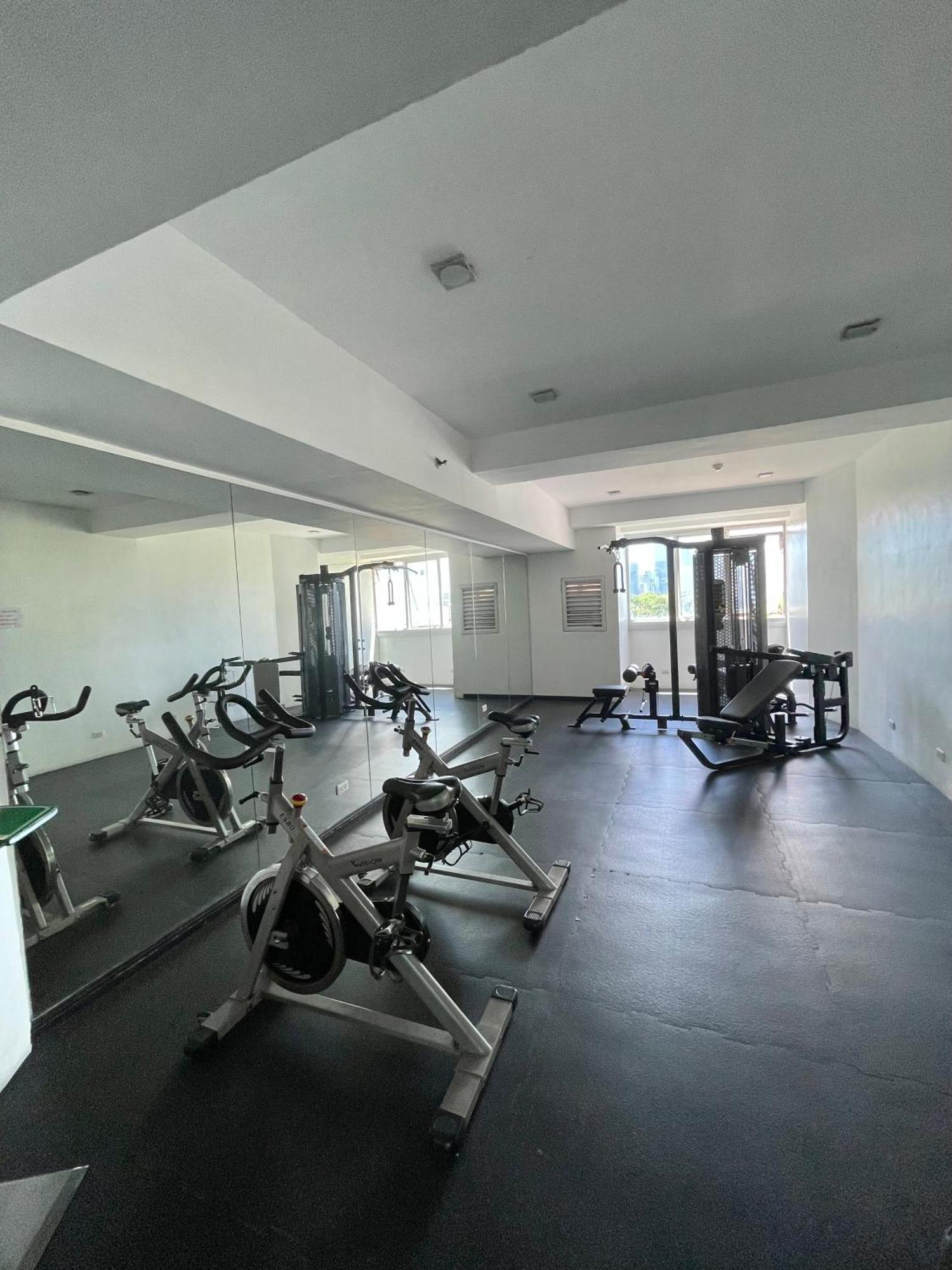 The Bgc Burgos Circle Apartment Manila