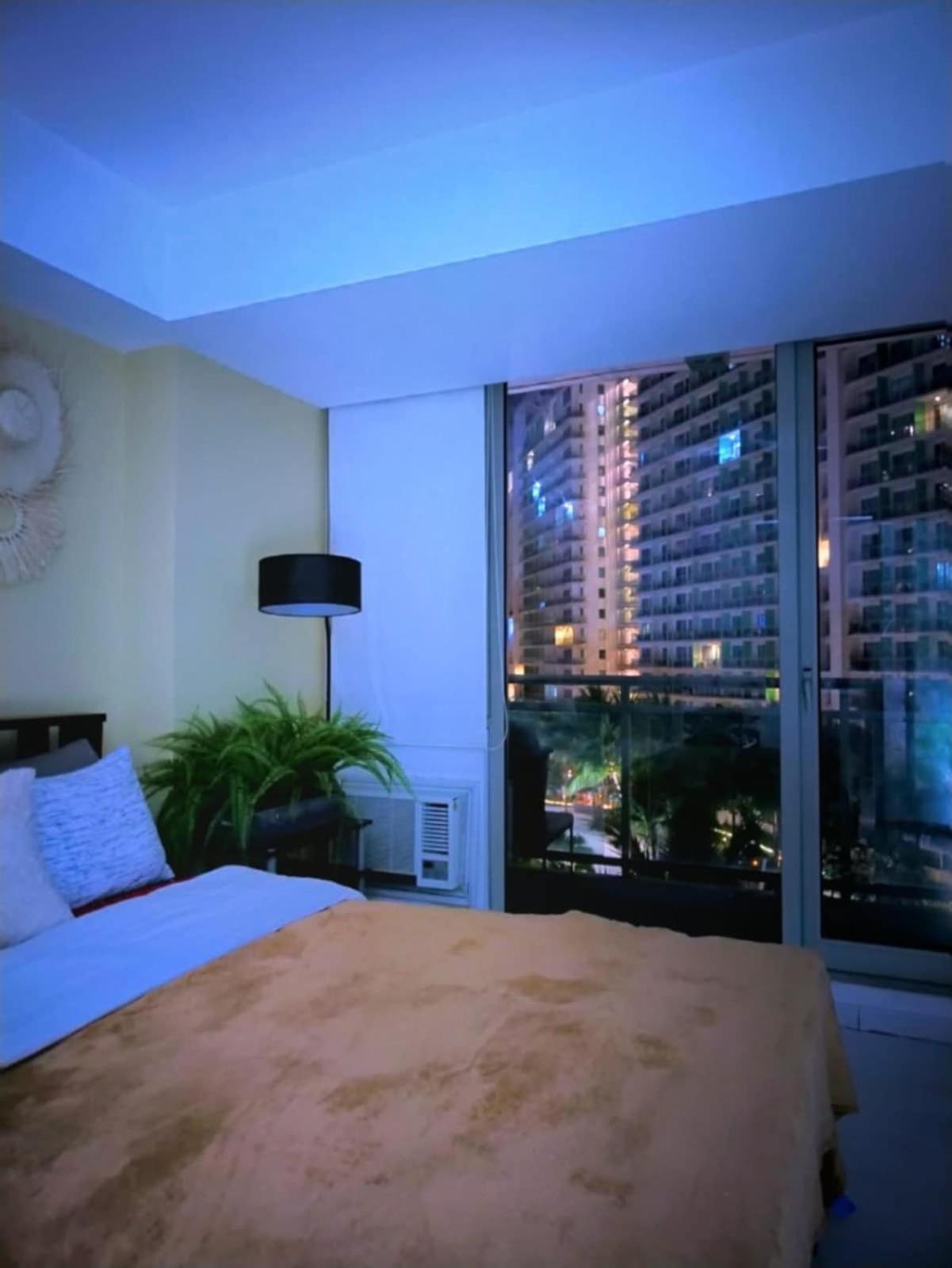 Z At Azure Residents Manila