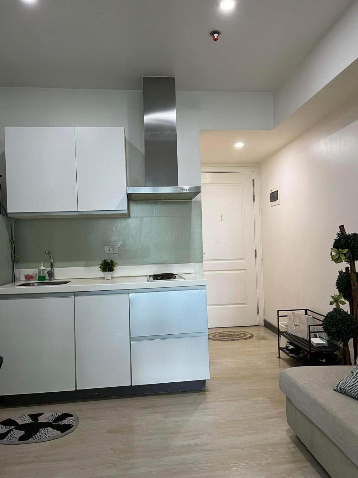 Apartment Z At Azure Residents