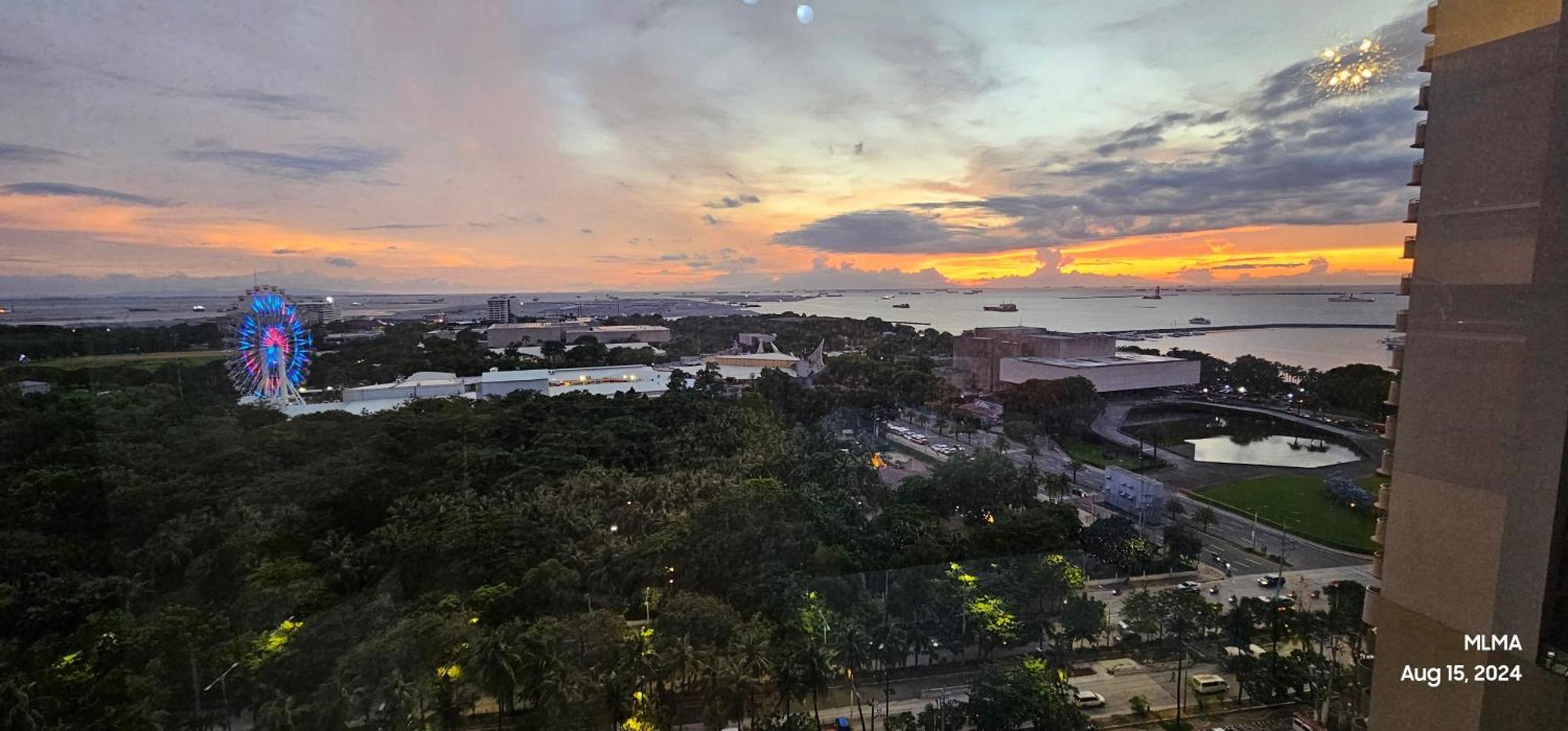 Serenity By Zen Residences At The Radiance Bay * Manila