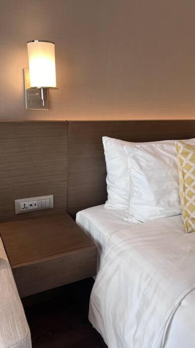 Staycation At The Residences At Acqua Apartment *