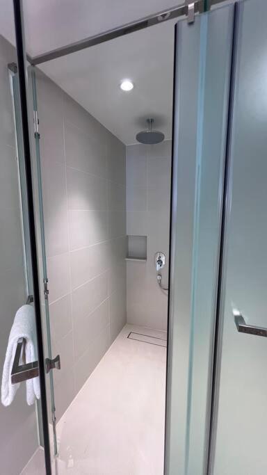 Staycation At The Residences At Acqua Apartment