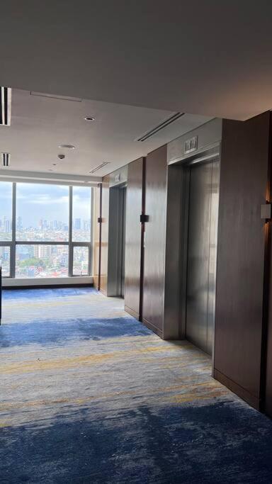 Staycation At The Residences At Acqua Apartment *