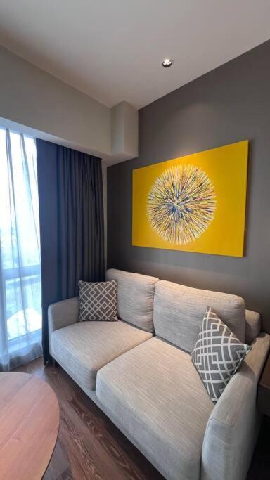Staycation At The Residences At Acqua Apartment