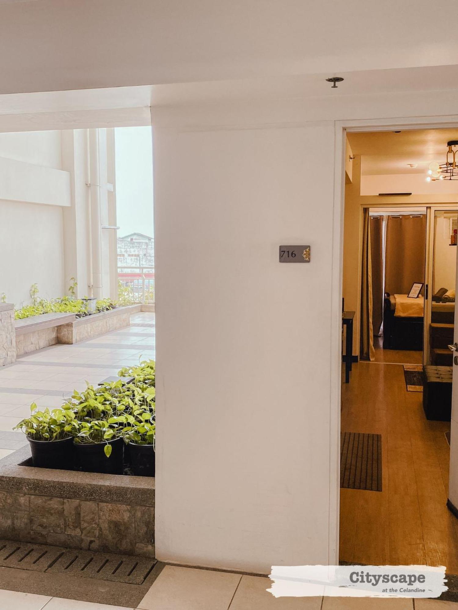 Cityscape At The Celandine Homestay *