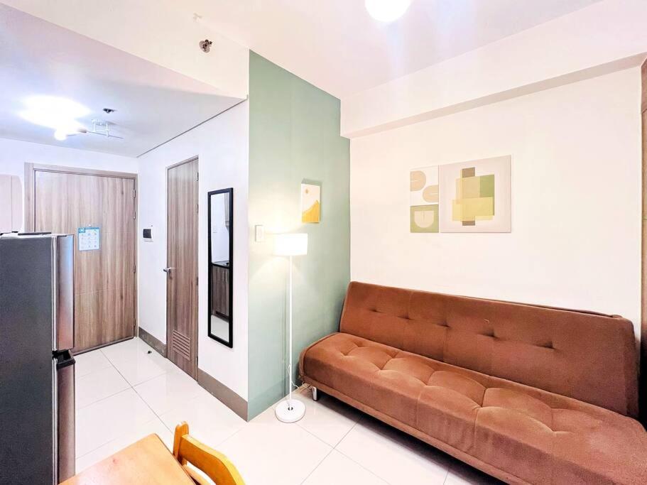 1br Unit Condotel W Balcony Fame Residences -fm18 *