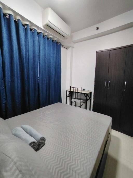 1 Bedroom Near Moa With Pool View - Shore 1 Residences Apartment Manila