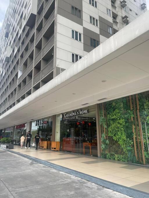 1 Bedroom Near Moa With Pool View - Shore 1 Residences Apartment *