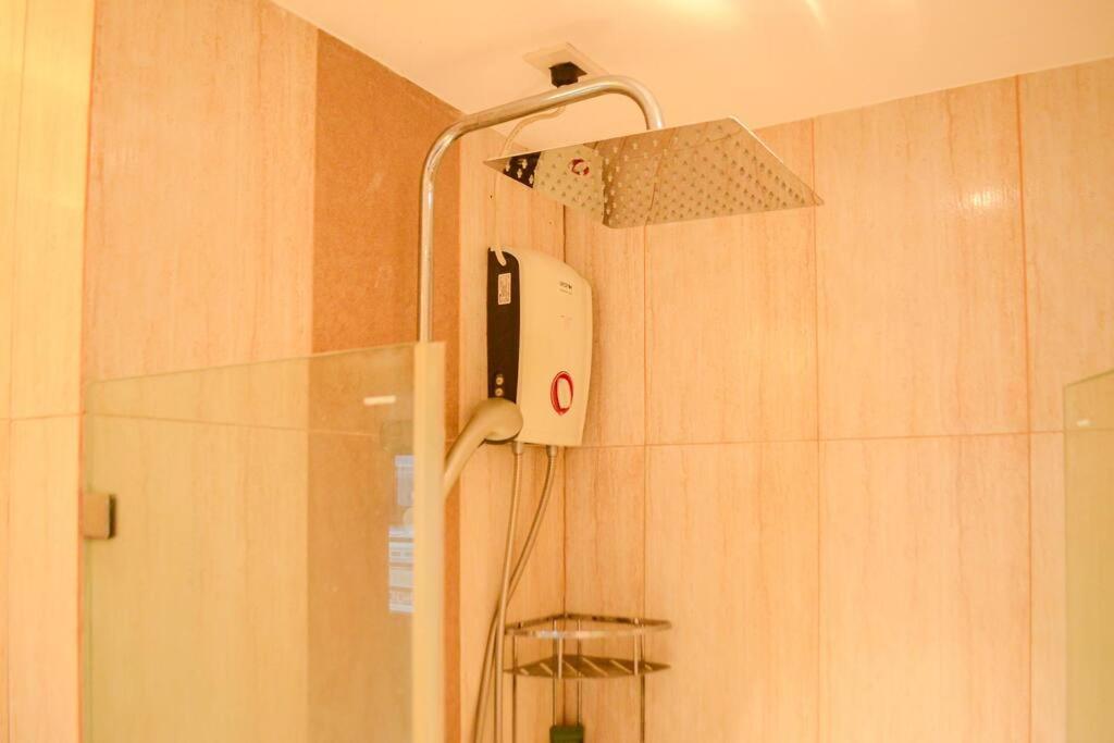 Stylish 1br Near Us Embassy & Luneta With Pool & Gym * Manila