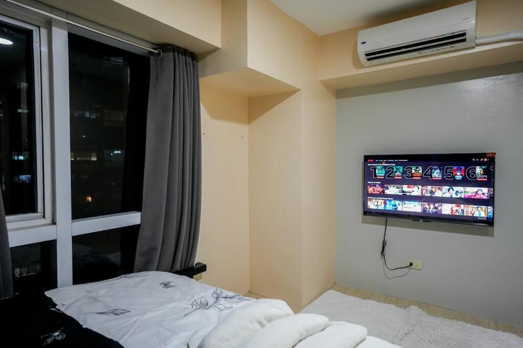 A2j Luxury Bgc 2br Loft Near High Street Taguig Manila