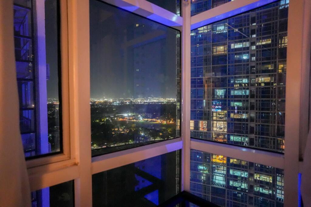 A2j Luxury Bgc 2br Loft Near High Street Taguig * Manila