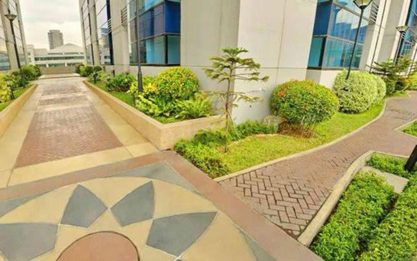Apartment Spacious 1br Steps To Megamall Ortigas View