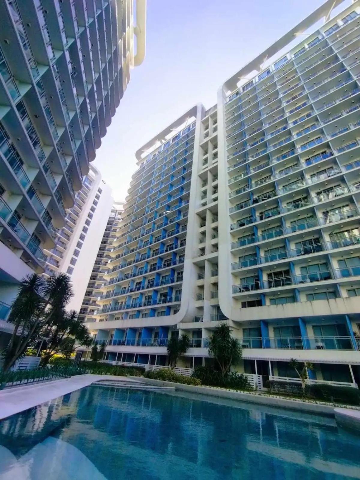 Apartment And More In Azure Beach Residences *