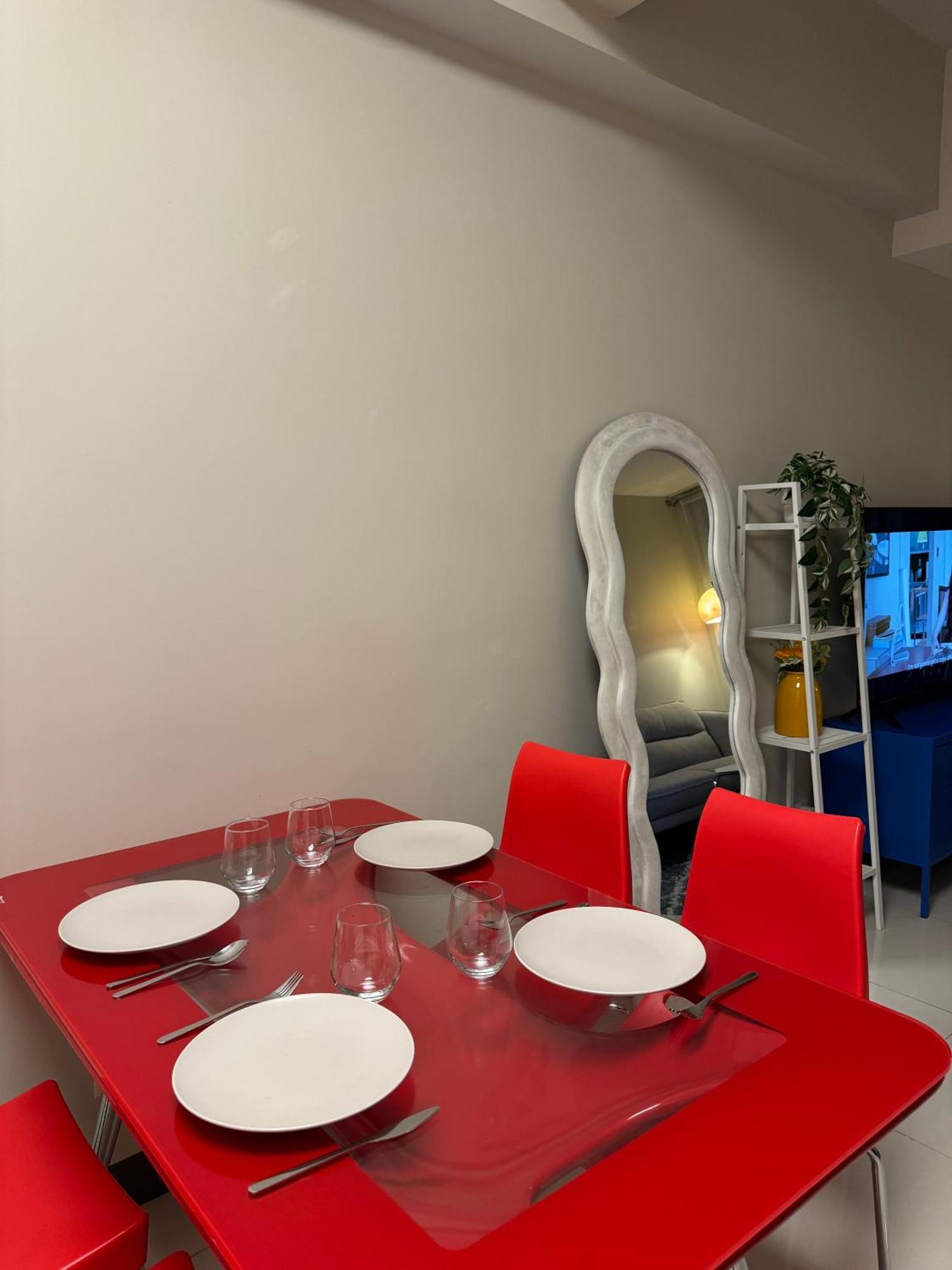 Uptown Suites-aesthetic Chic 2 Bedroom In Uptown Parksuites Bgc * Manila