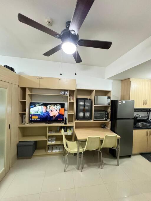 Cozy By The Mrt & Light Mall Experience Comfort And Convenience * Manila