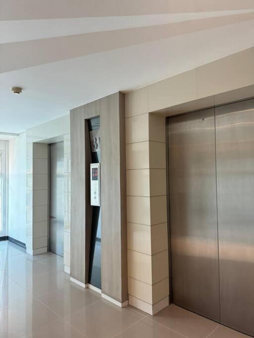 Apartment Cozy By The Mrt & Light Mall Experience Comfort And Convenience *