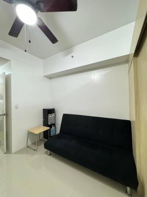 Cozy By The Mrt & Light Mall Experience Comfort And Convenience