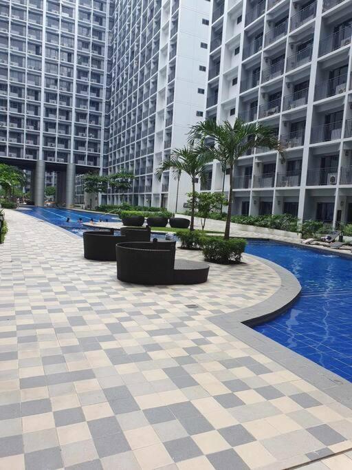 Apartment Shore 2 Tower 3 Near Moa By Dei Gratia Manila