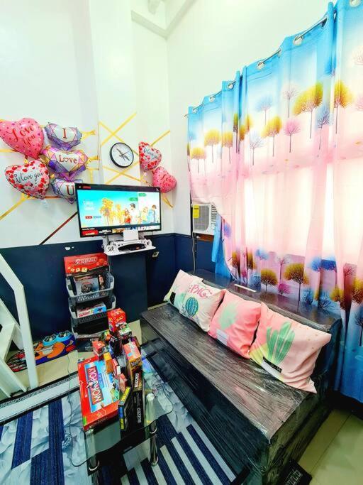 Apartment Loft Style Affordable Staycation In Manila