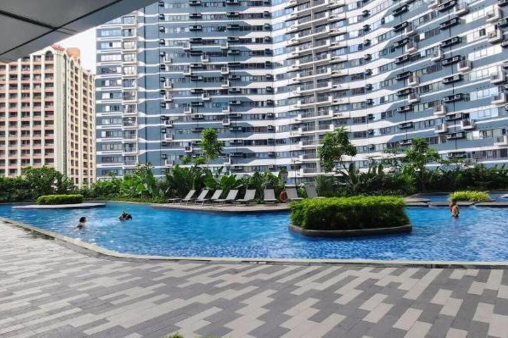 1 Bedroom In Makati Apartment Manila