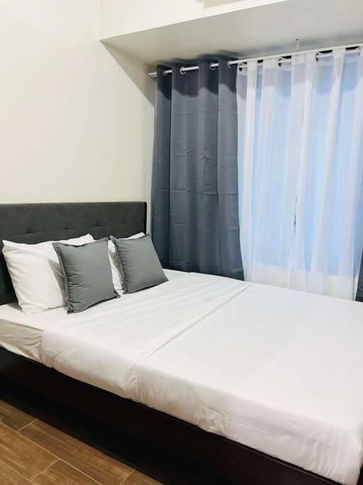 1 Bedroom In Makati * Manila