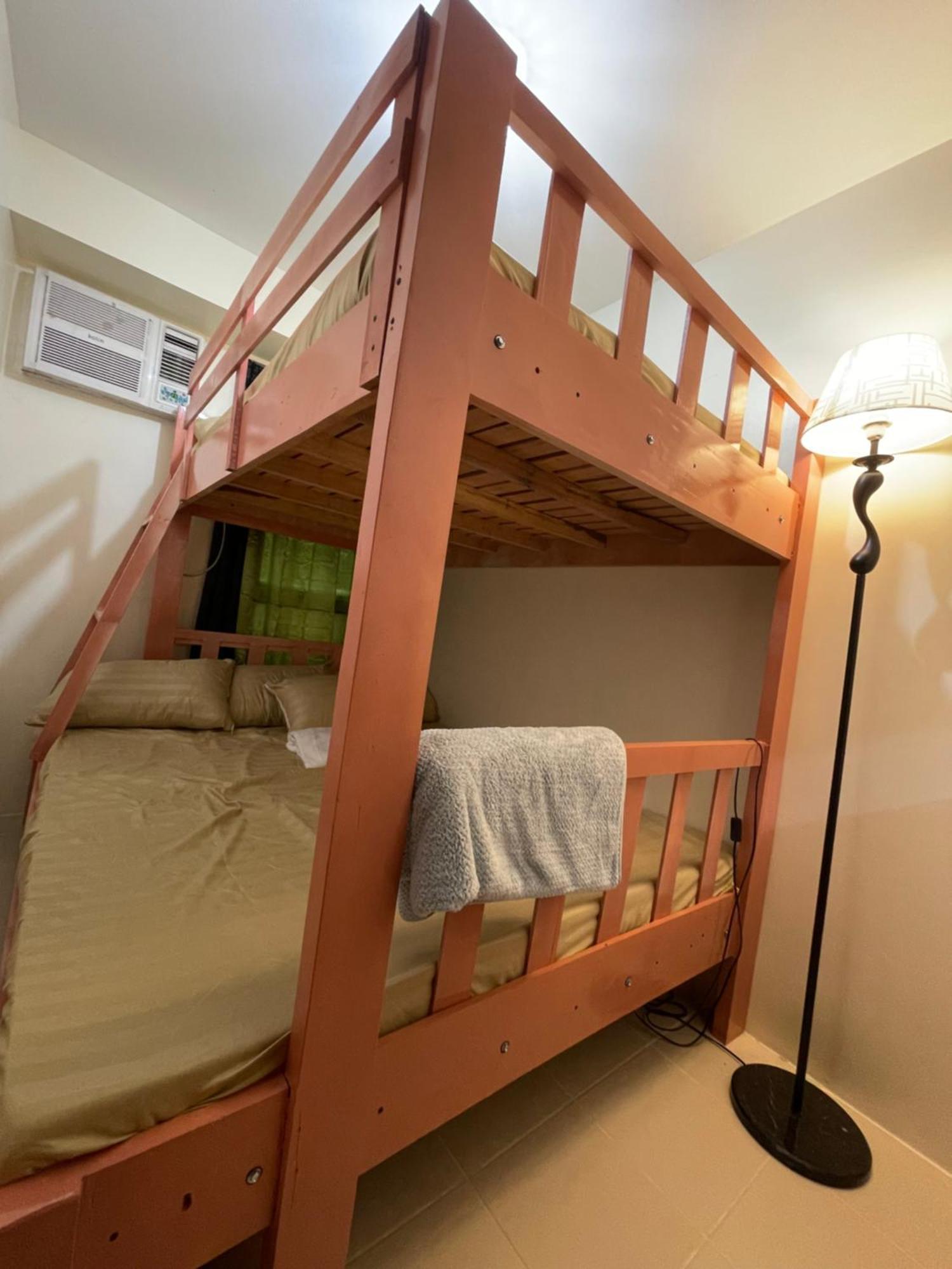 Jelyn Staycation At Urban Deca Homes Manila