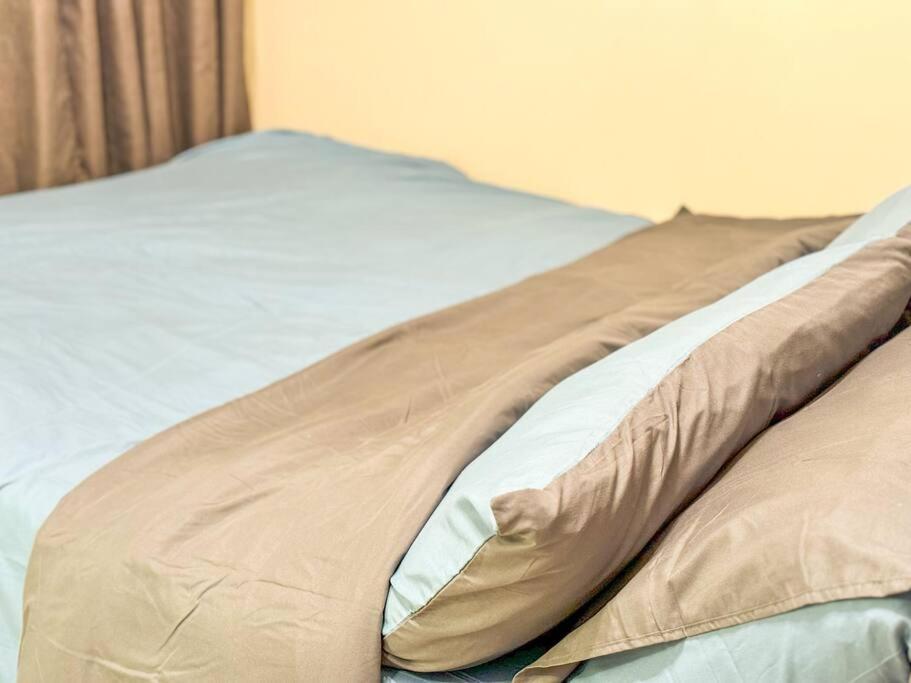 Pool View 1br 2-4 Guests, 5 Mins To Mall Of *