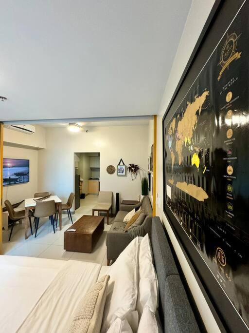 Apartment Bgc 1br Unit Linked To Uptown Mall With Own Parking *